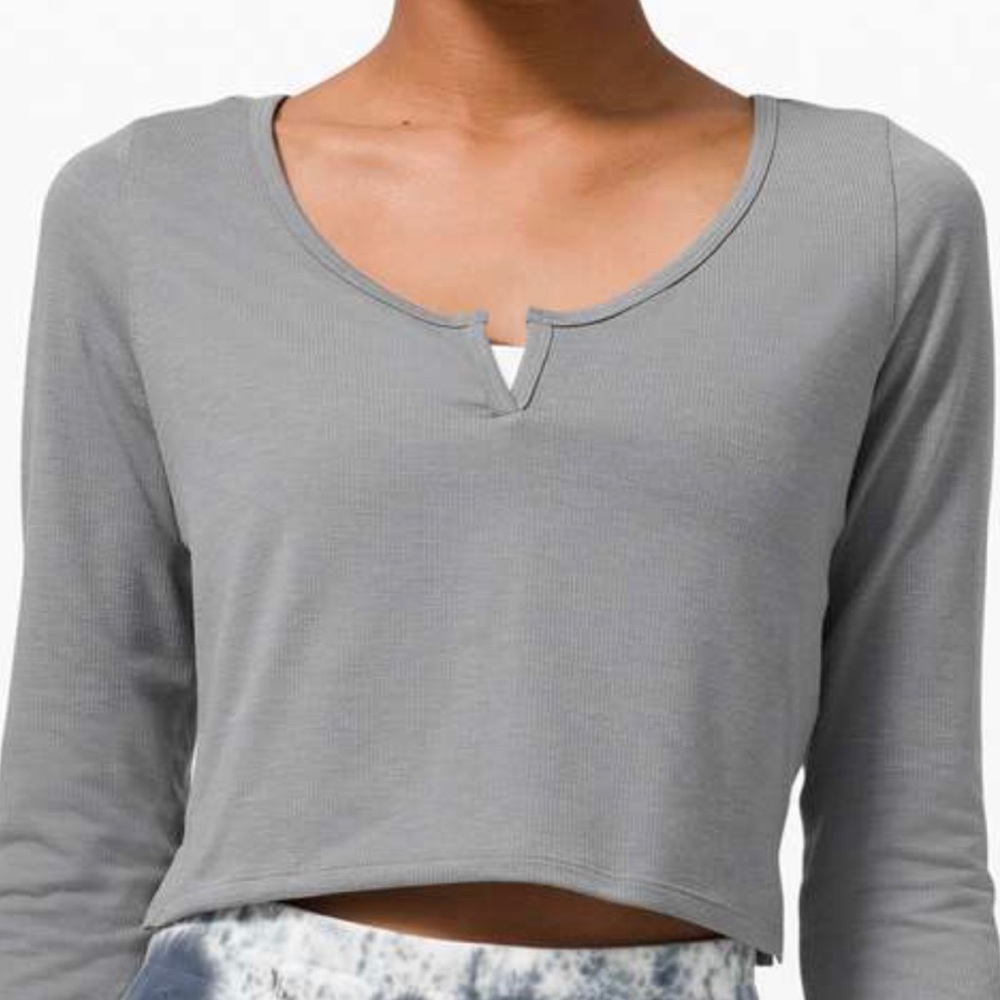 lululemon Cropped Henley Long Sleeve Grey size Large